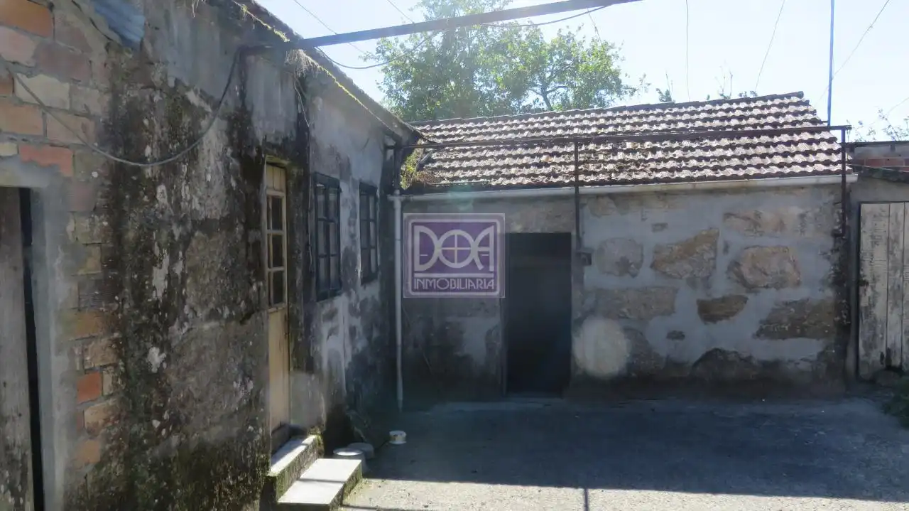 Casa rústica amb jardí en venda a Mondariz, imagen 3