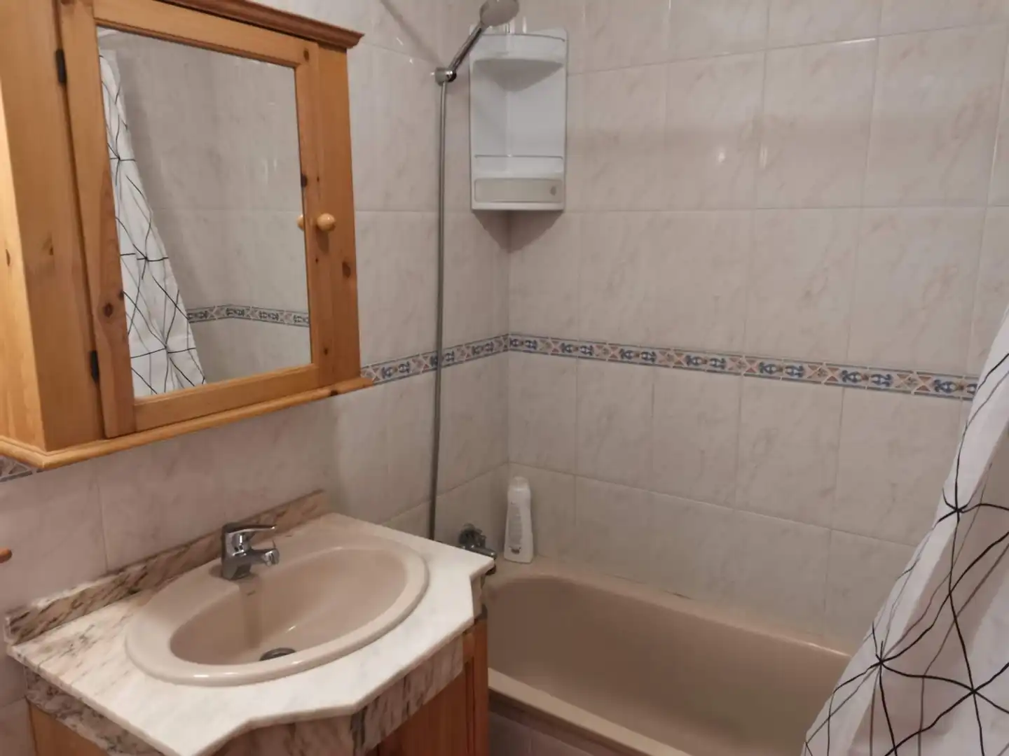 Bathroom of Flat for sale in San Cristóbal de la Laguna  with Furnished