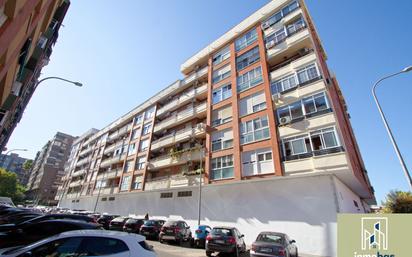 Exterior view of Flat for sale in Badajoz Capital  with Air Conditioner and Terrace