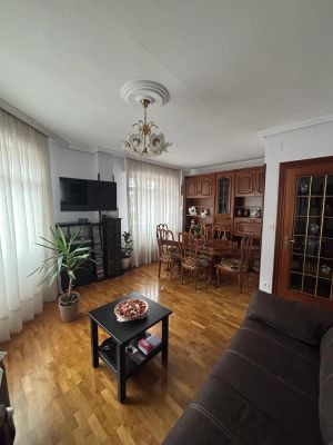 Sala d'estar de Pis en venda en Miranda de Ebro amb Traster i Balcó