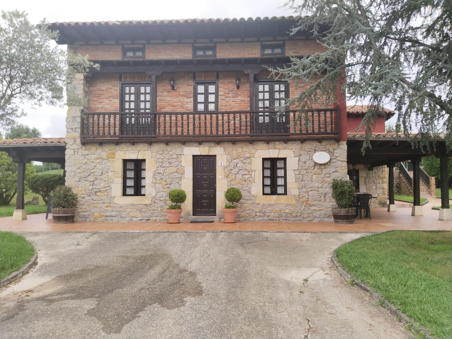 Vista exterior de Apartament de lloguer en Santillana del Mar