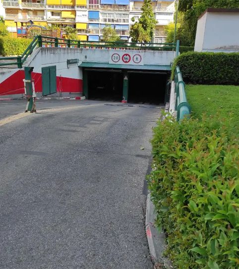 Photo 2 of Garage for sale in Calle Pintor Julio Romero, Norte - Universidad, Móstoles