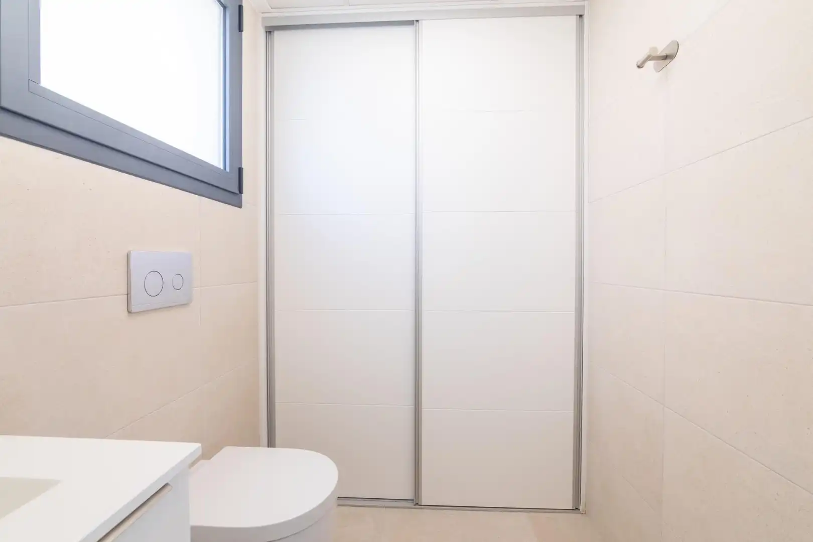 Bany de Casa o xalet de lloguer en Santa Pola amb Aire condicionat, Calefacció i Jardí privat