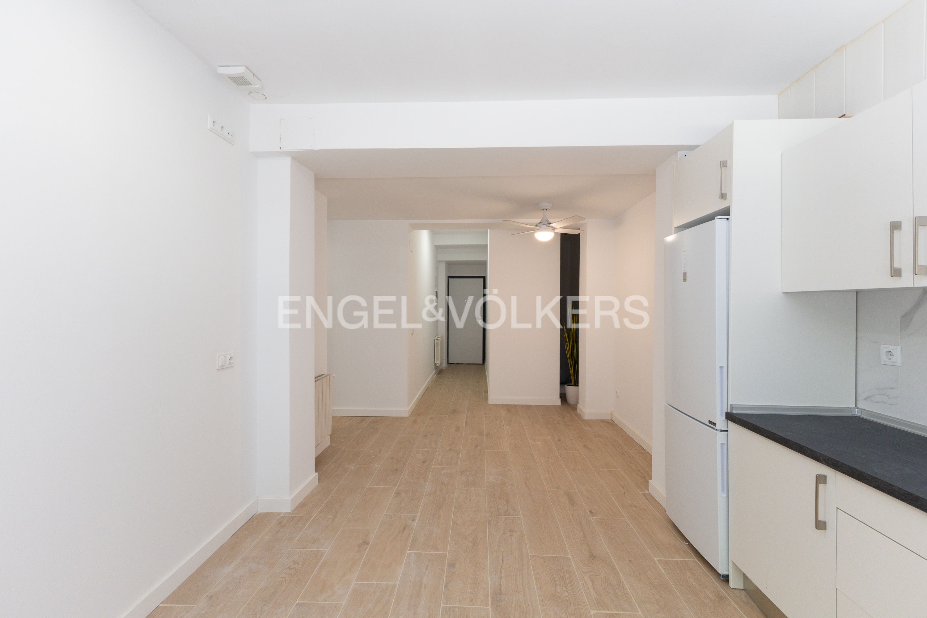 Apartment for sale in  Madrid Capital  with Heating and Parquet flooring