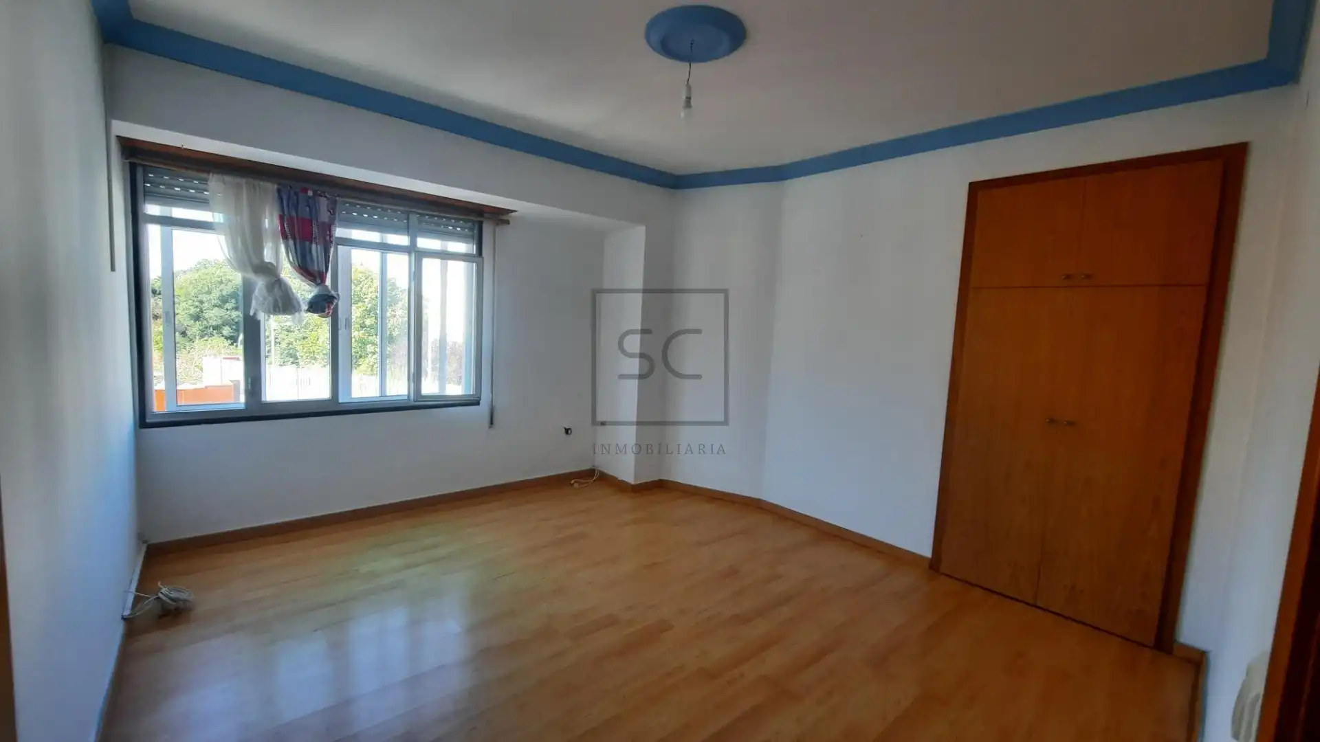 Bedroom of Flat for sale in Narón