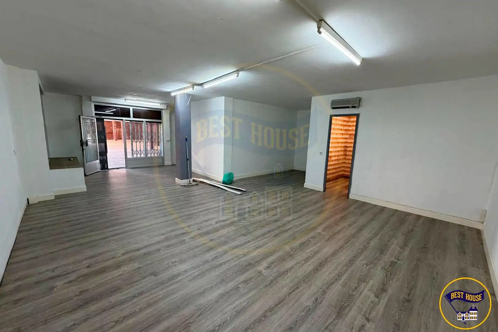 Local comercial en venda a Calle SAN DAMIAN