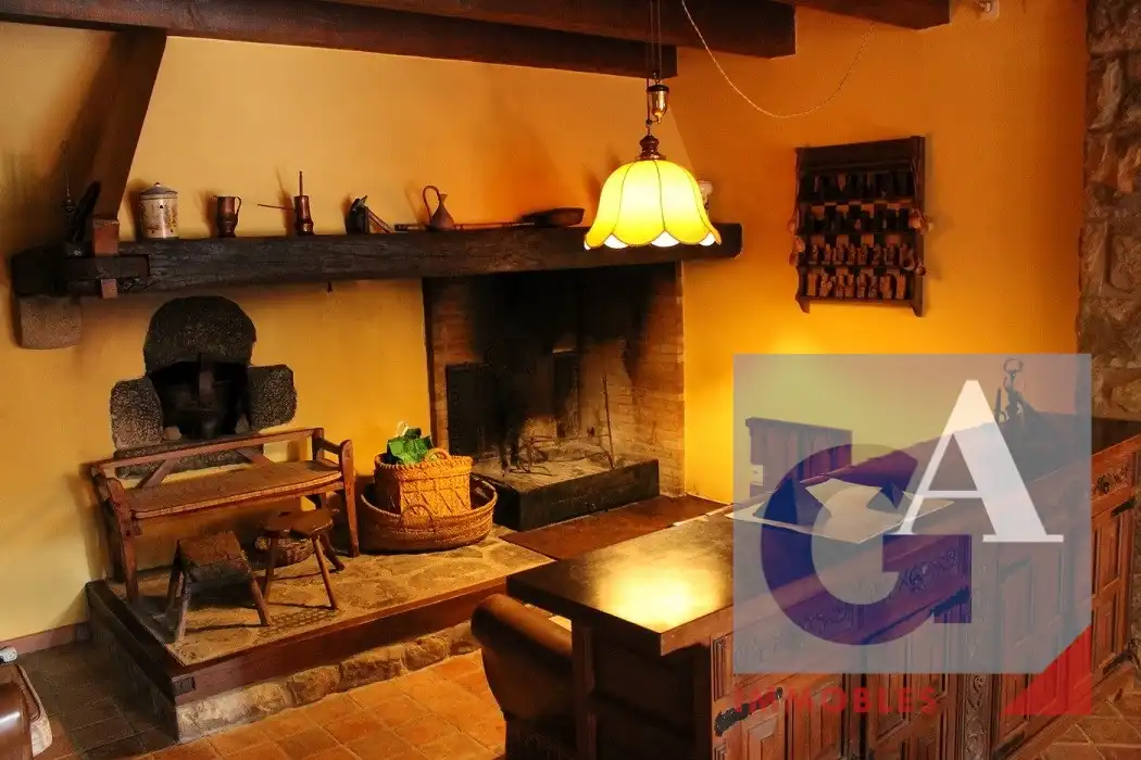 Casa rústica amb terrassa en venda a Sant Joan Les Fonts, imagen 15