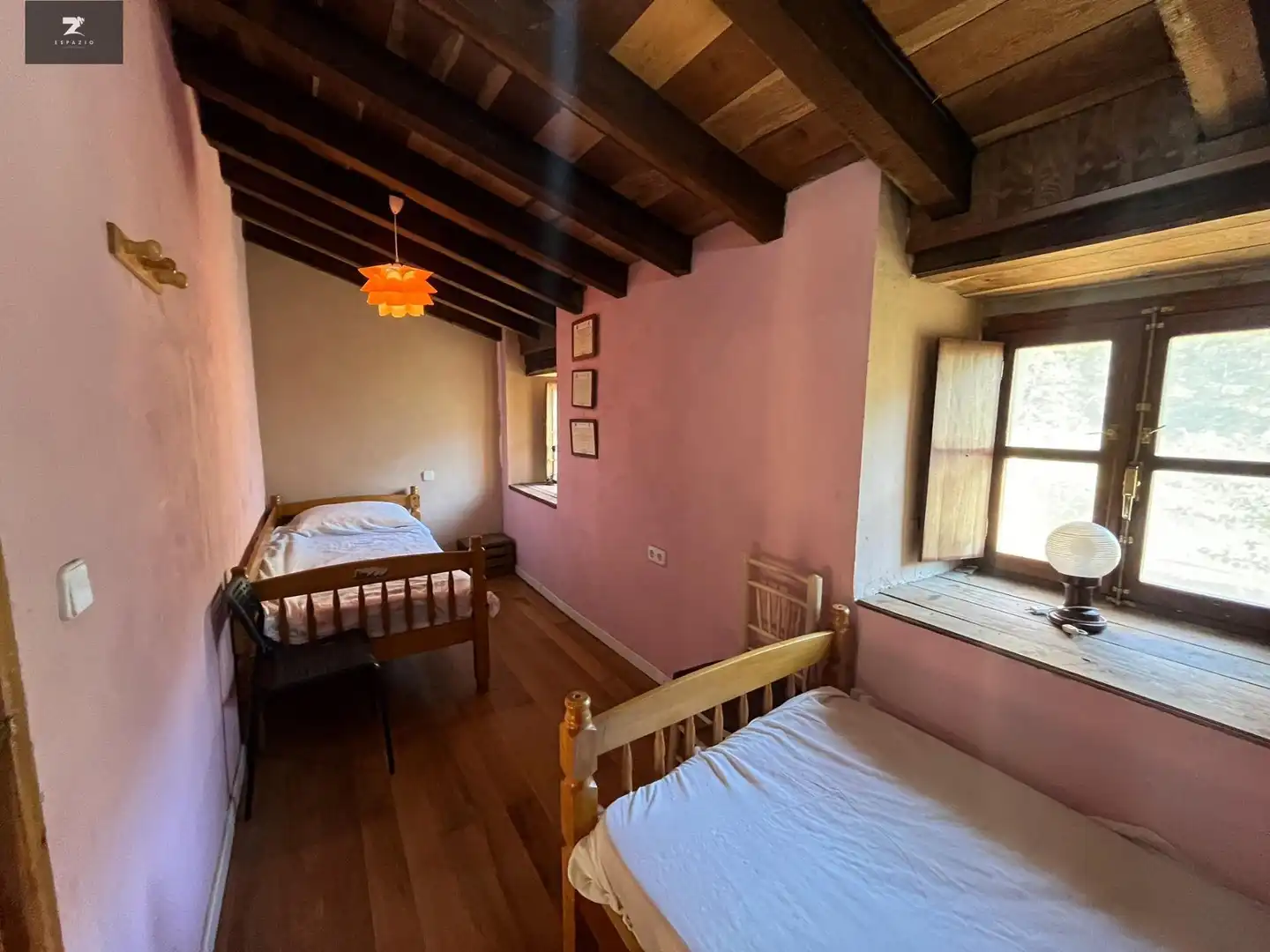 Habitación de Finca rústica en venta en Vega de Pas con Jardín privado y Terraza