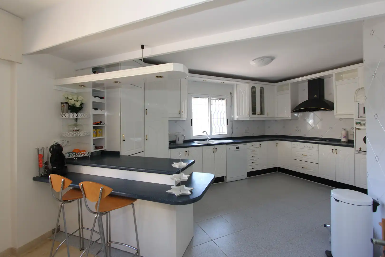 Kitchen of Houses for sale in El Campello
