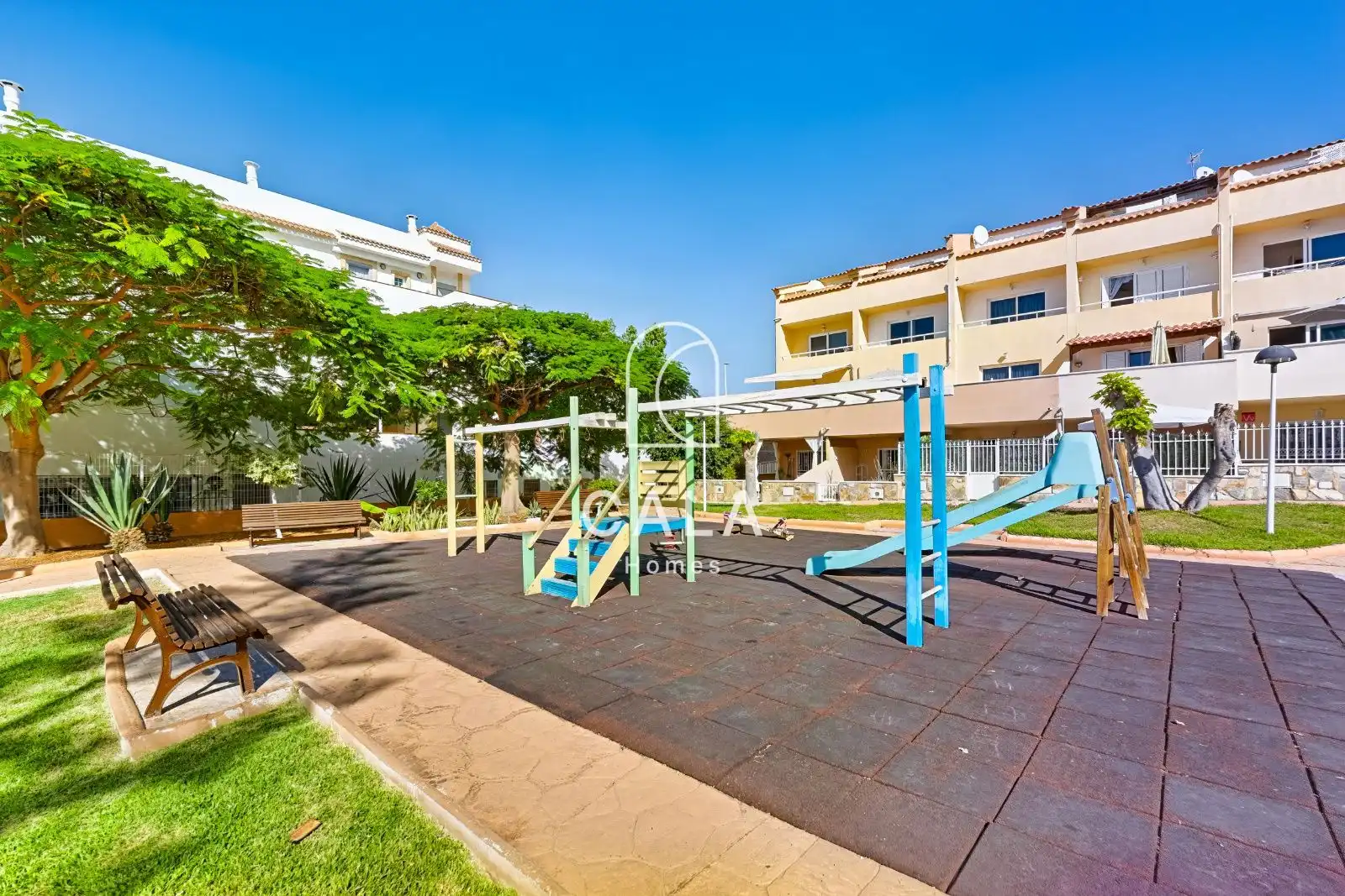 Terrace of Detached homes for sale in Costa Adeje