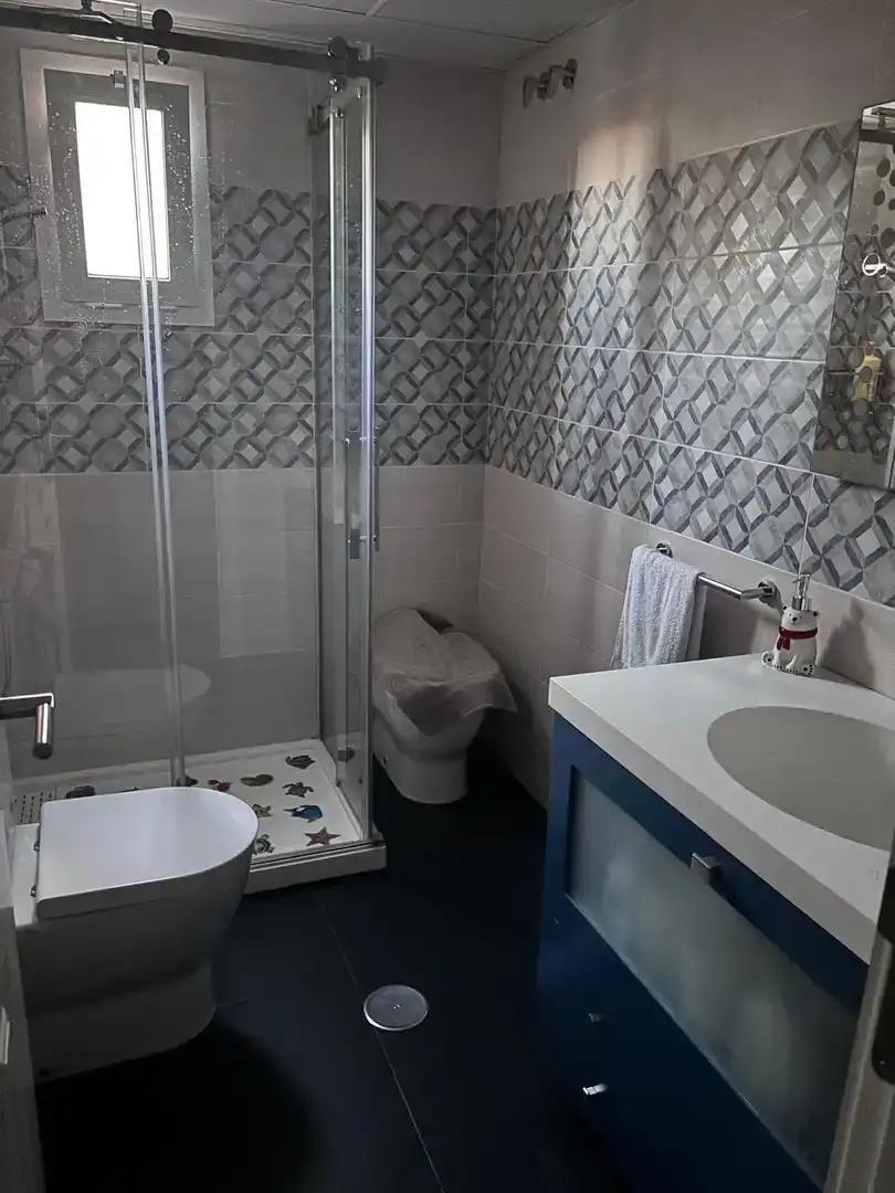 Bany de Casa o xalet per a compartir en San Pablo - Santa Justa