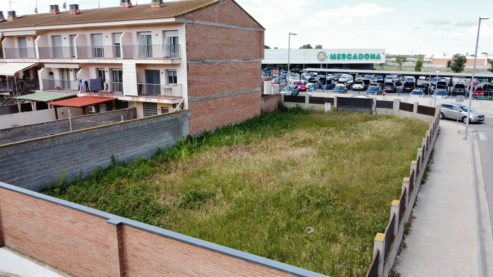 Terreno residencial en venta en Carrer Doctor Josep Lluch