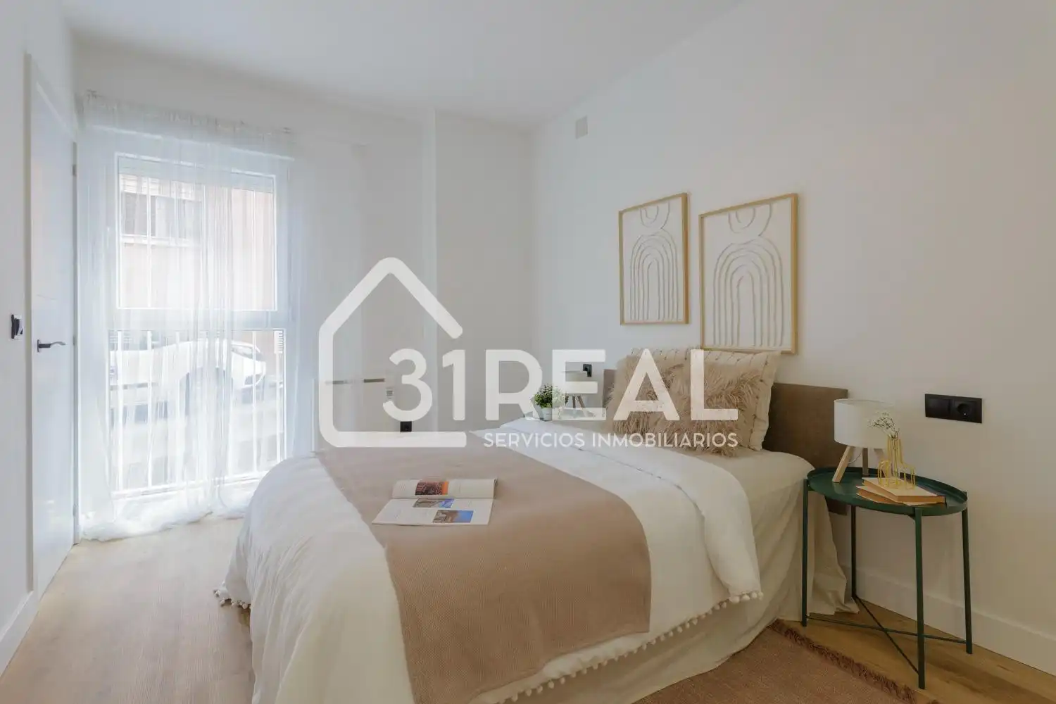 Bedroom of Flat for sale in Madrid  with Heating and Furnished