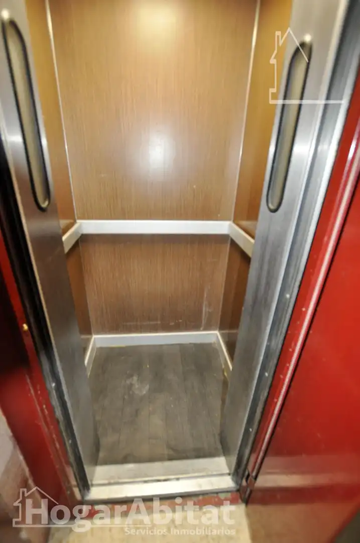 Piso en venta en Calle Luis Fenollet, La Fontsanta
