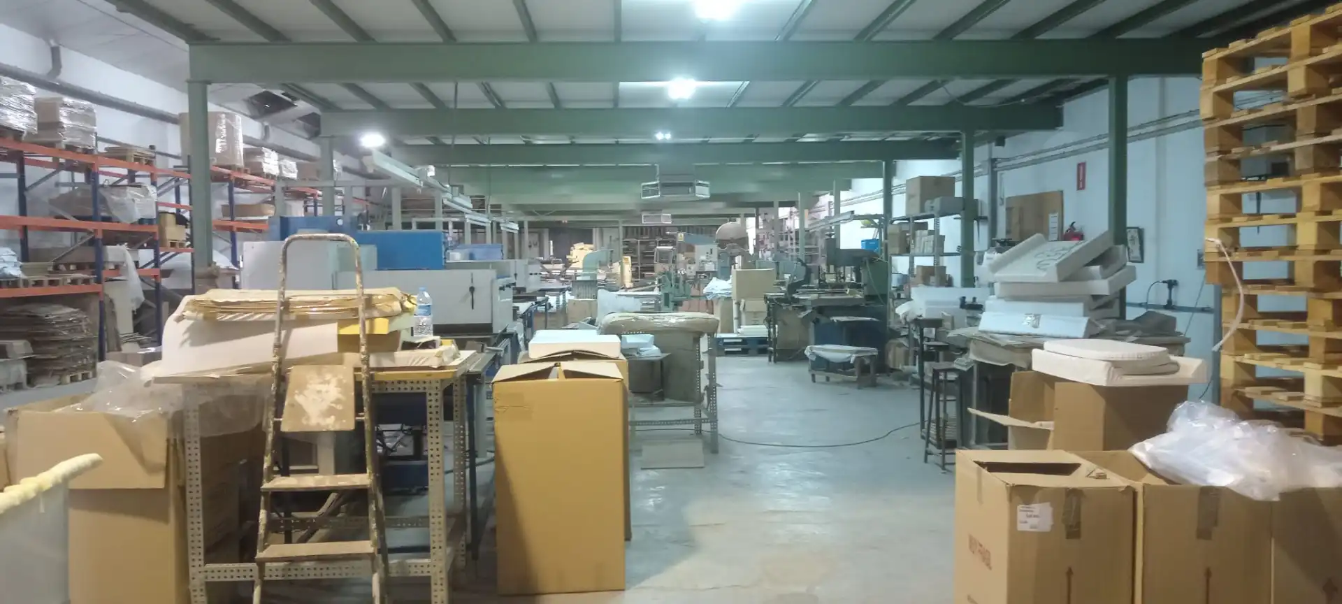 Nau industrial en venda en Quart de Poblet