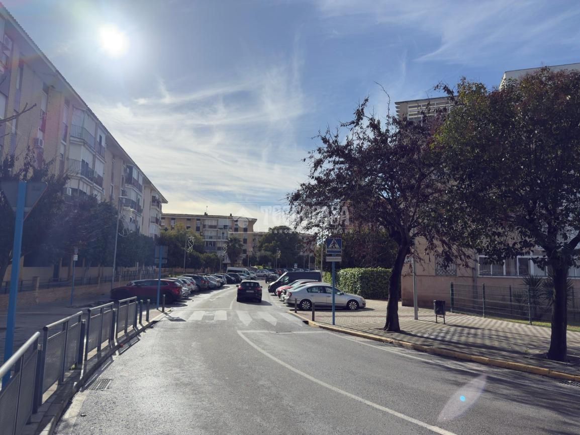 Vista exterior de Pis en venda en Mairena del Aljarafe