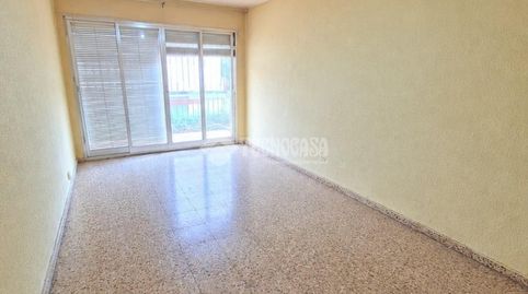 Foto 2 de Piso en venta en Villayuventus - Renfe, Parla