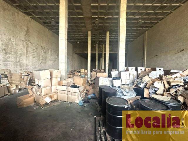 Nave industrial en Alquiler en Cacicedo