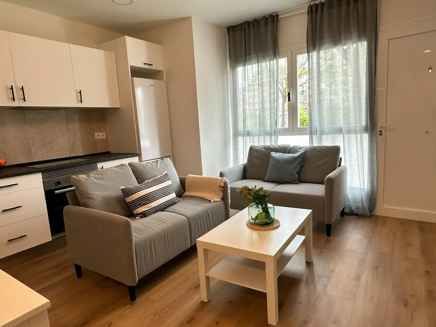 Wohnzimmer von Wohnung zur Miete in Madrid mit Heizung, Möbliert und Waschmaschine