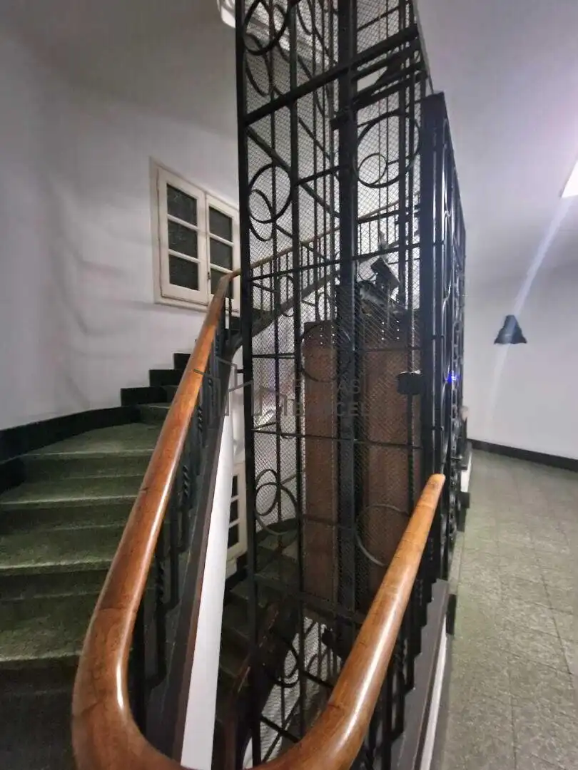 Flat for sale in Paseo Constitución - Las Damas