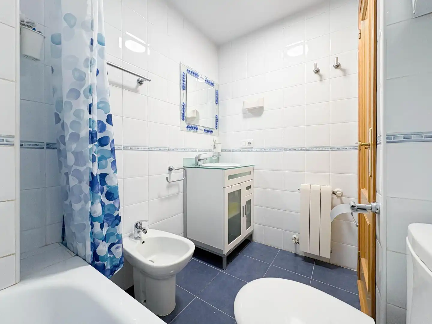 Baño de Casa adosada en venta en Bétera con Aire acondicionado, Calefacción y Terraza