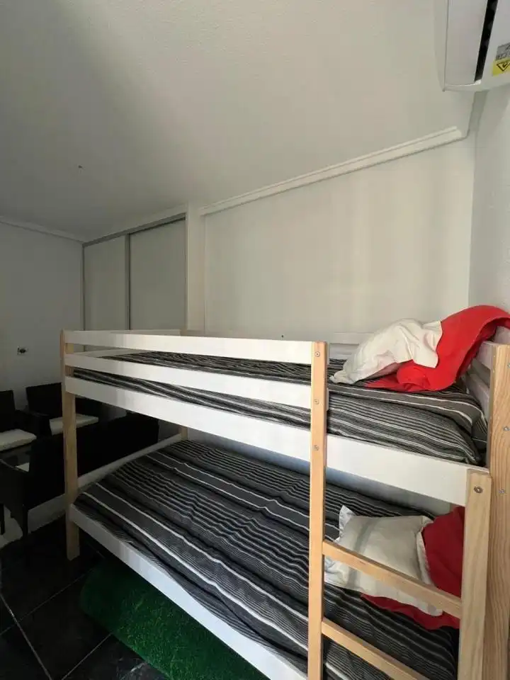 Schlafzimmer von Wohnung zur Miete in Madrid