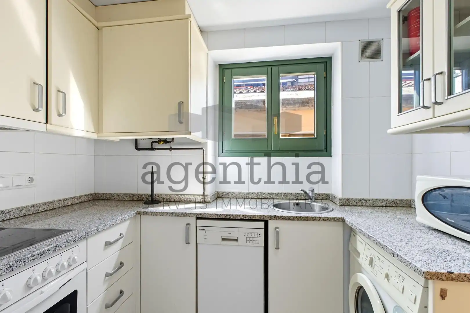 Kitchen of Duplexes for sale in Girona  with Air Conditioner, Heating and Storage room