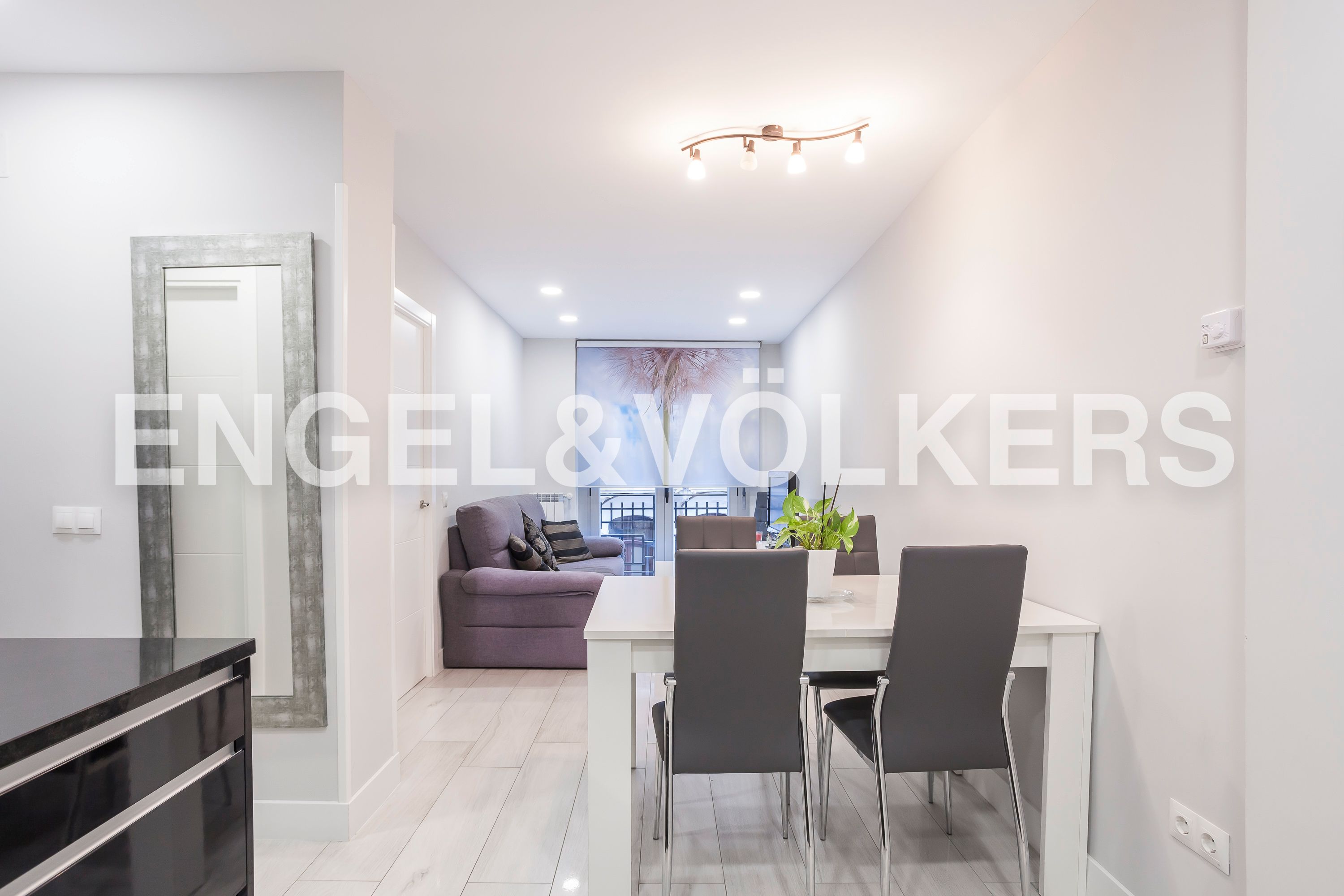 Exterior view of Apartment to rent in  Madrid Capital  with Air Conditioner, Heating and Terrace