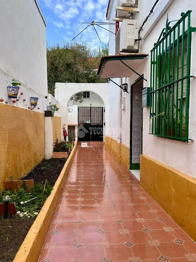 Vista exterior de Pis en venda en Cobreros Viejo