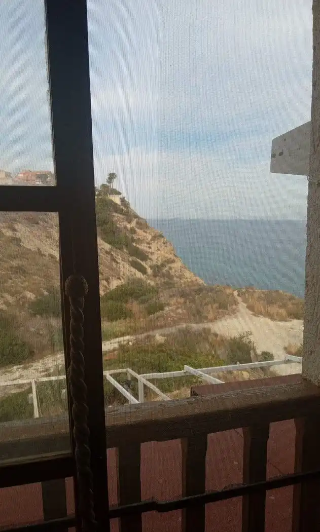 Dormitori de Casa o xalet en venda en El Campello amb Aire condicionat, Terrassa i Piscina comunitària