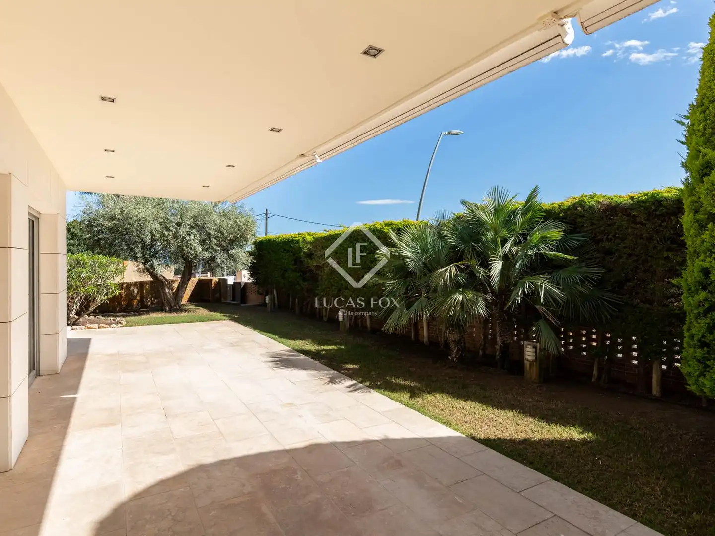Jardí de Casa o xalet en venda en Castelldefels amb Aire condicionat, Calefacció i Jardí privat