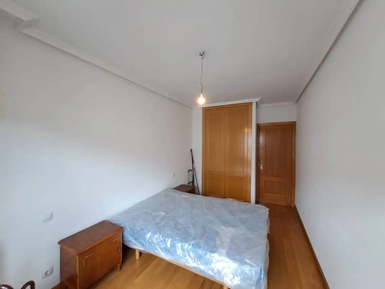 Schlafzimmer von Wohnung zum Verkauf in Burgos mit Parkett und Abstellraum