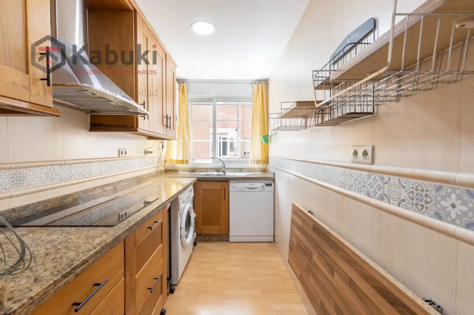 Flat with lift to rent in Granada - CL TEOFILO GAUTIER 4, imagen 3