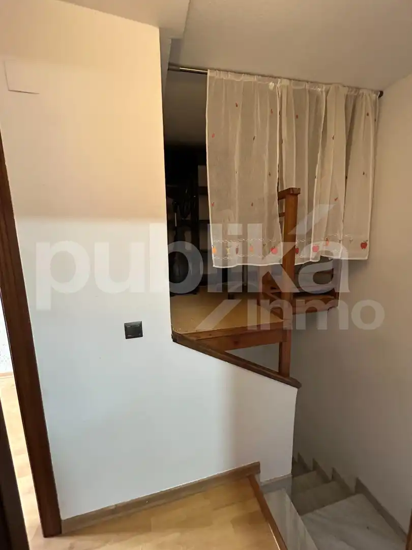 Maisonette zum Verkauf in Santa Pola mit Terrasse