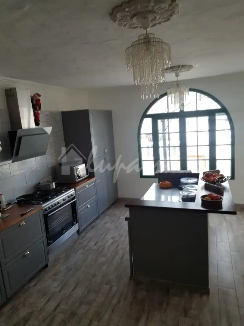 Cocina de Finca rústica en venta en Arona