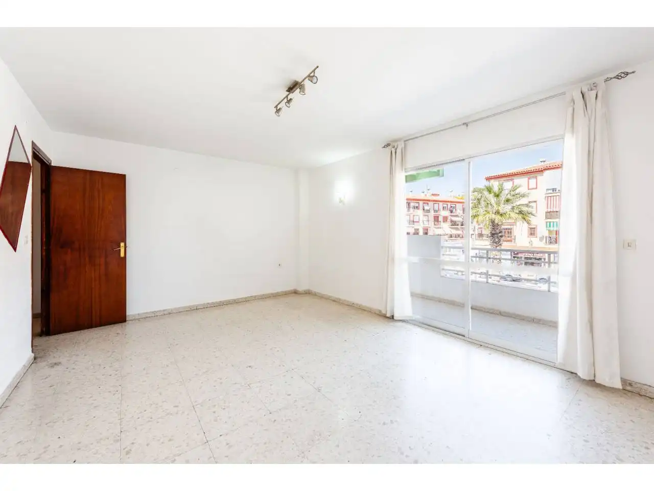 Pis en venda a Avenida Andalucía, Caleta de Vélez