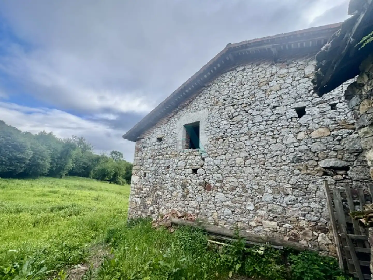 Vista exterior de Casa o chalet en venta en Yernes y Tameza