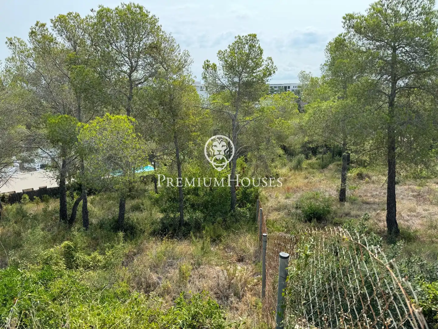 Terreny residencial en venda a Avenida del Camí de Miralpeix