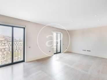 Wohnung mit Aufzug zum Verkauf in Pg. de Gràcia