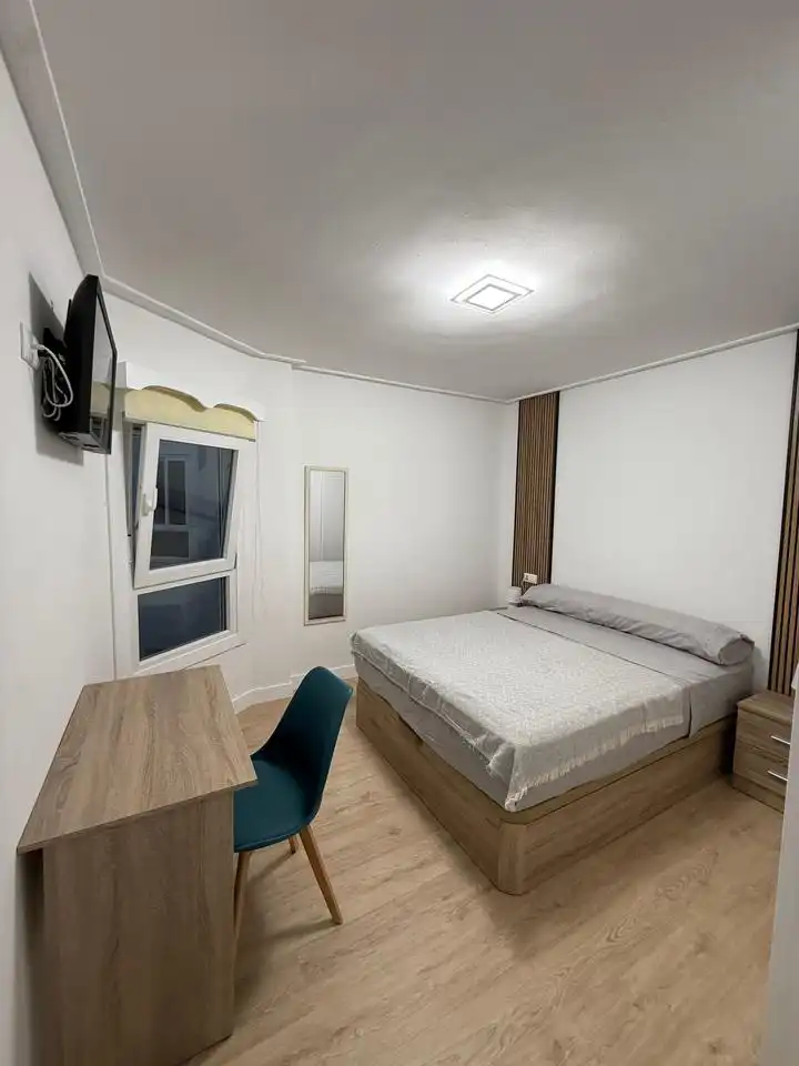 Habitació a Portugal.H1, Couto