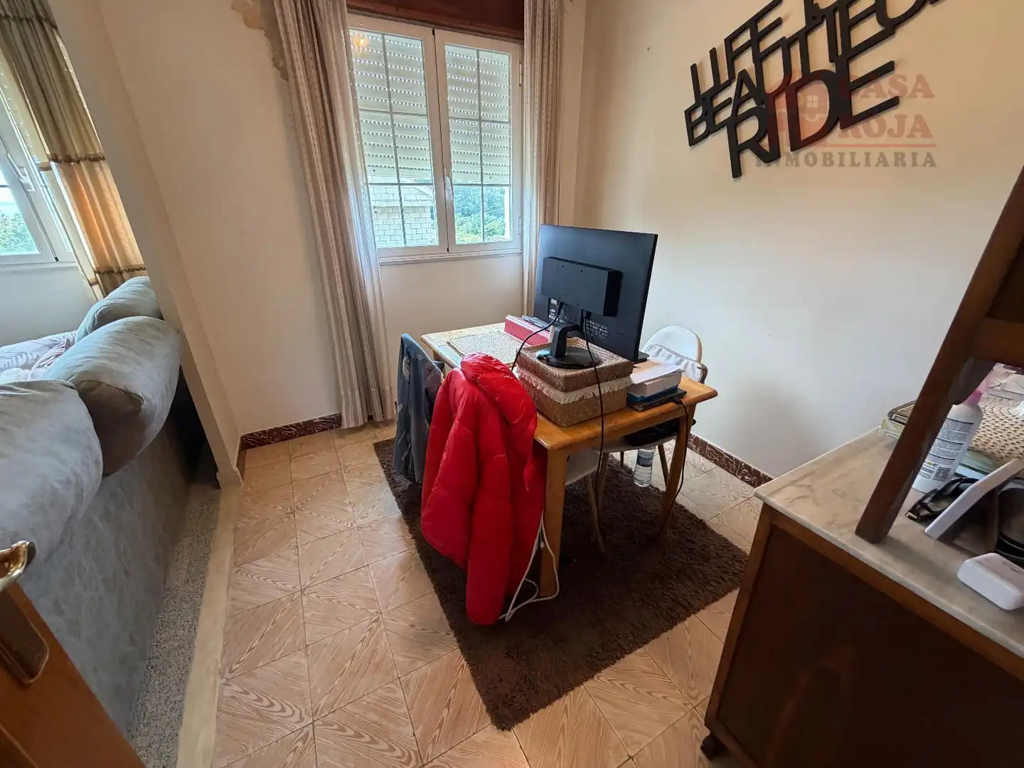 Habitación de Casa o chalet en venta en Bueu con Calefacción, Trastero y Amueblado