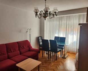 Living room of Flat to rent in  Zaragoza Capital  with Heating, Furnished and Oven
