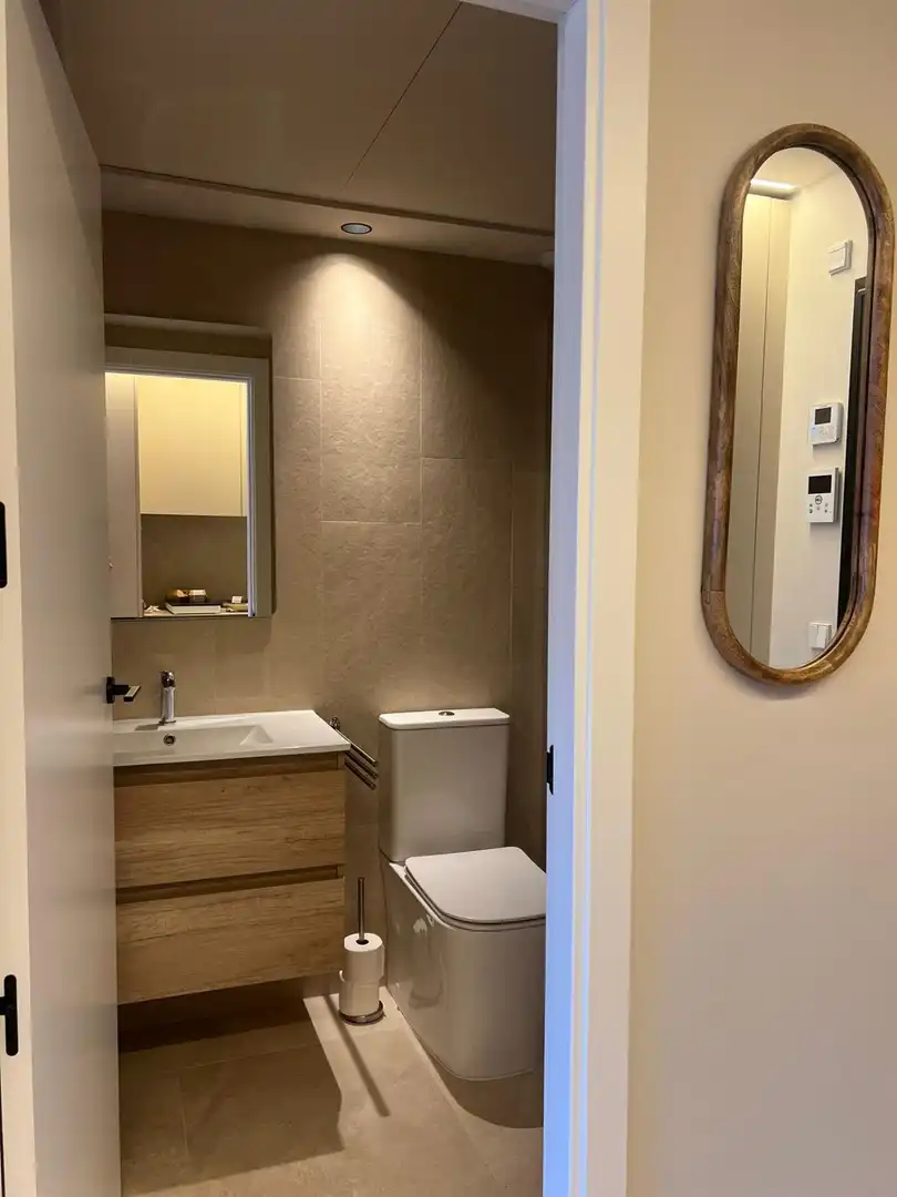 Bathroom of Study for rent in Murcia  with Air Conditioner and Community pool