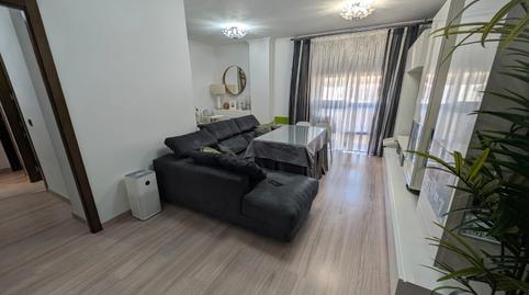 Foto 3 de Piso en venta en Poleares, Lucena