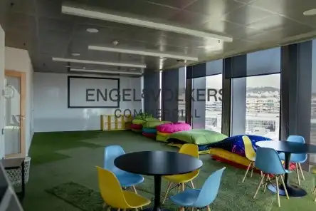 Office for rent in Barcelona  with Air Conditioner and Furnished