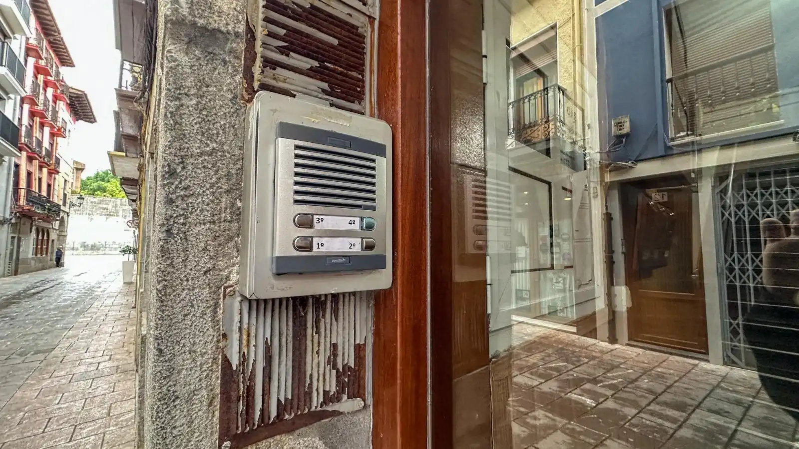 Vista exterior de Piso en venta en Salvatierra / Agurain