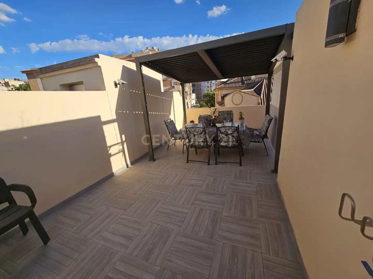 Apartment with lift for sale in Ciudad Jardín