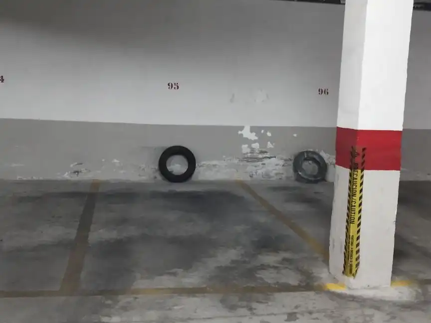 Parkplatz von Garage zur Miete in Granada