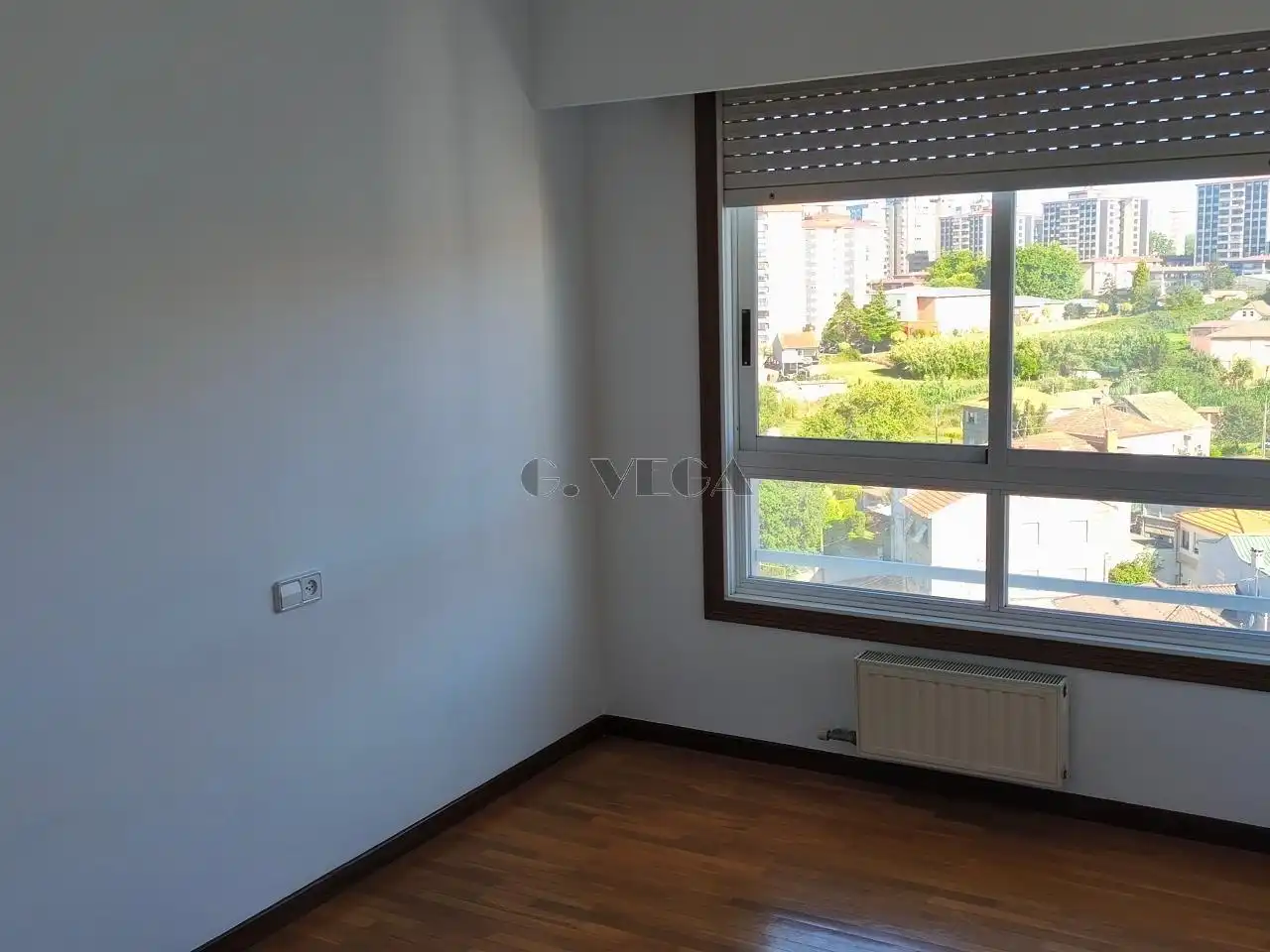 Bedroom of Apartments for rent in Vigo   with Heating and Parquet flooring