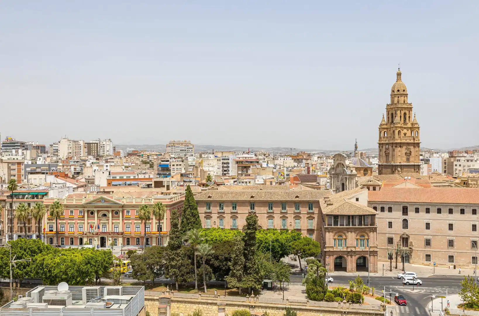 Vista exterior de Pis en venda en Murcia amb Balcó